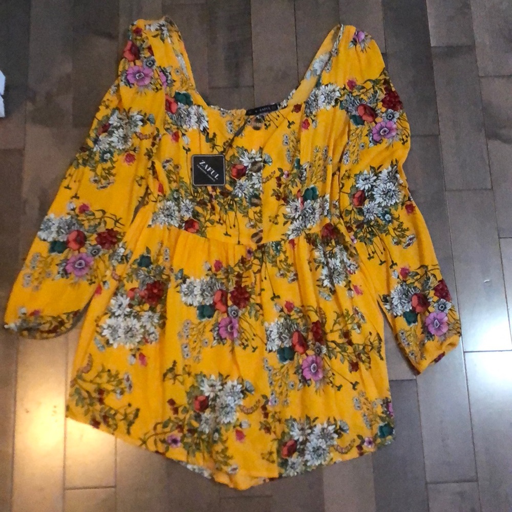 Yellow long sleeved summer jumpsuit
